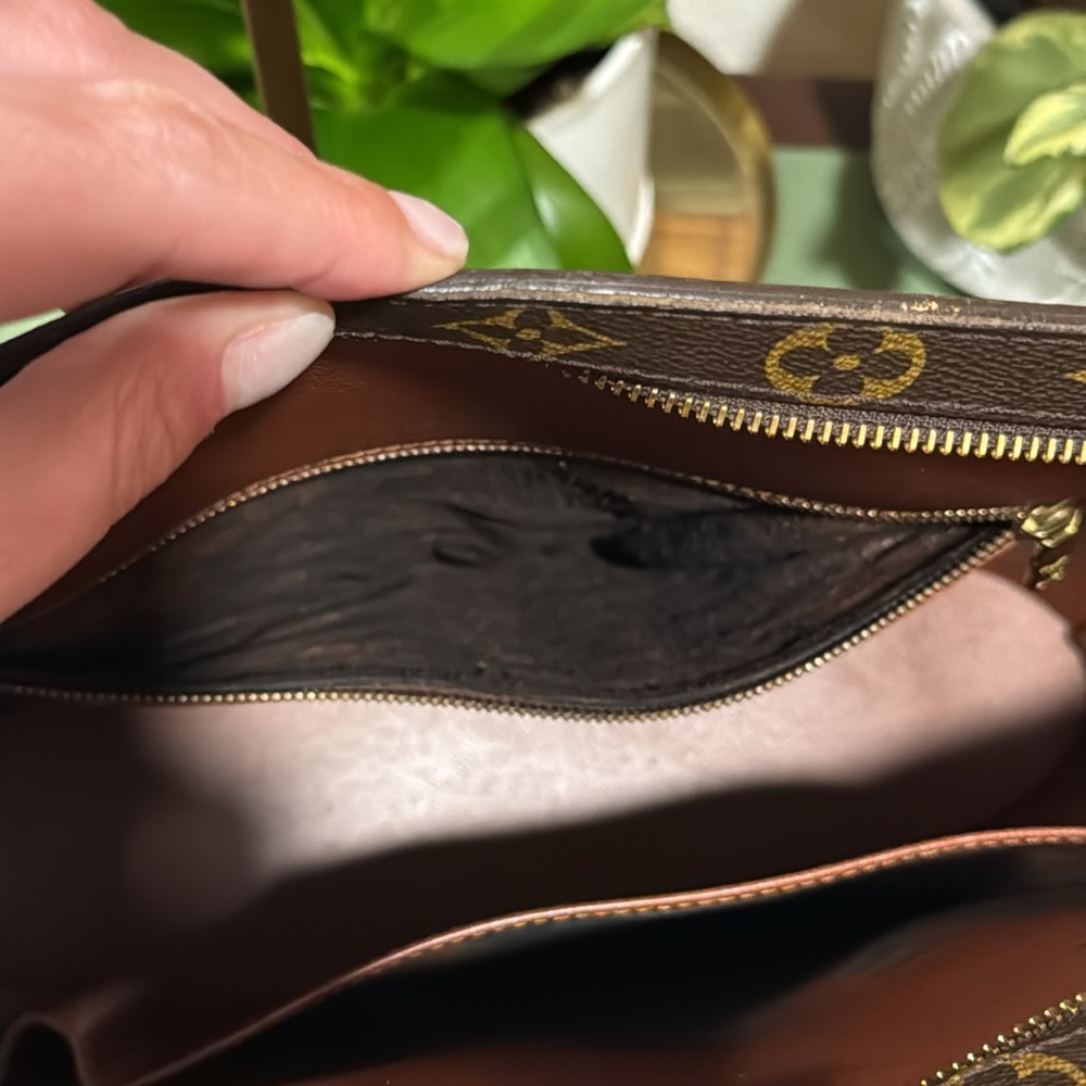 Louis Vuitton Brown and Tan Tote - Picture 11 of 11